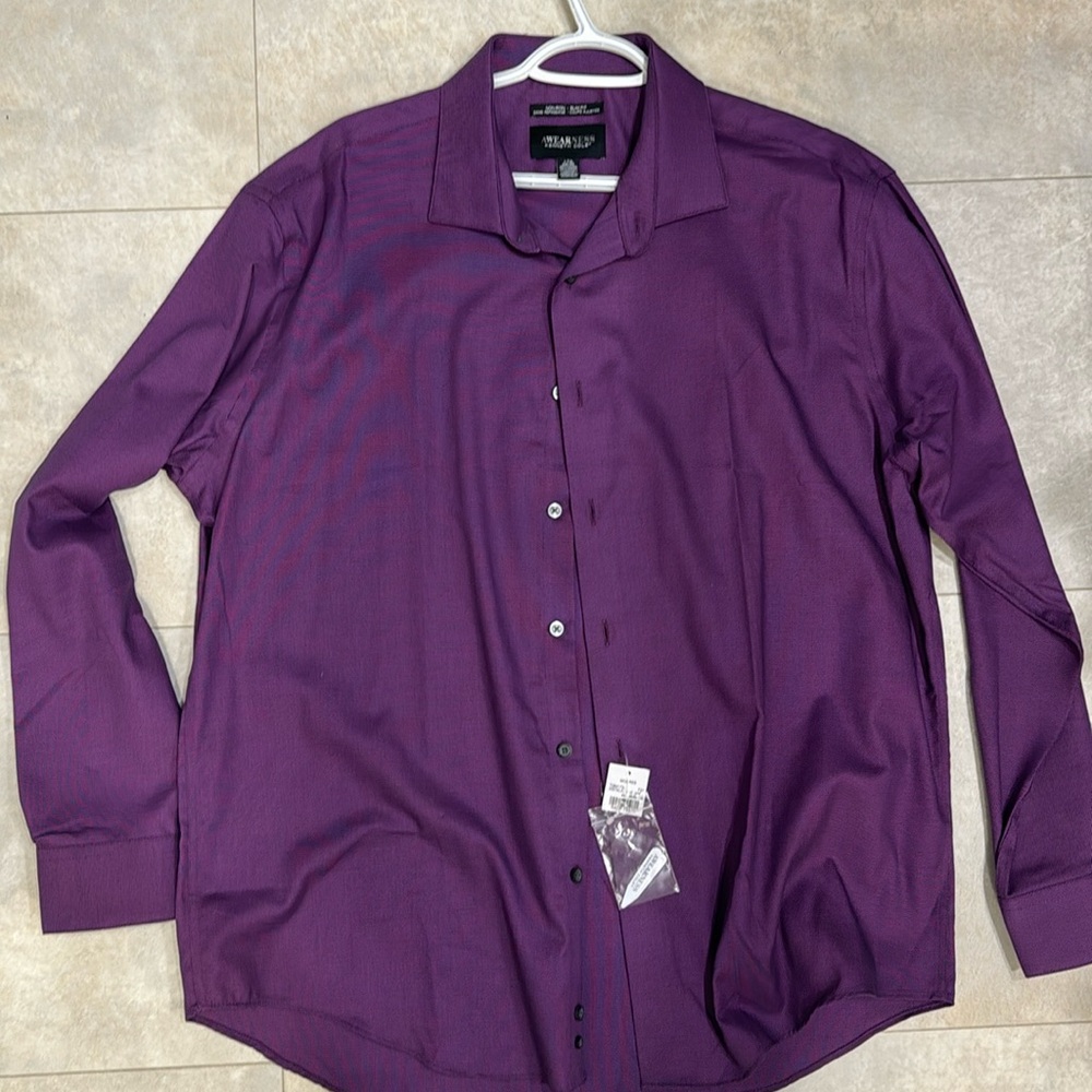 Awearness / Kenneth Cole / XL slim fit men’s dress shirt purple
